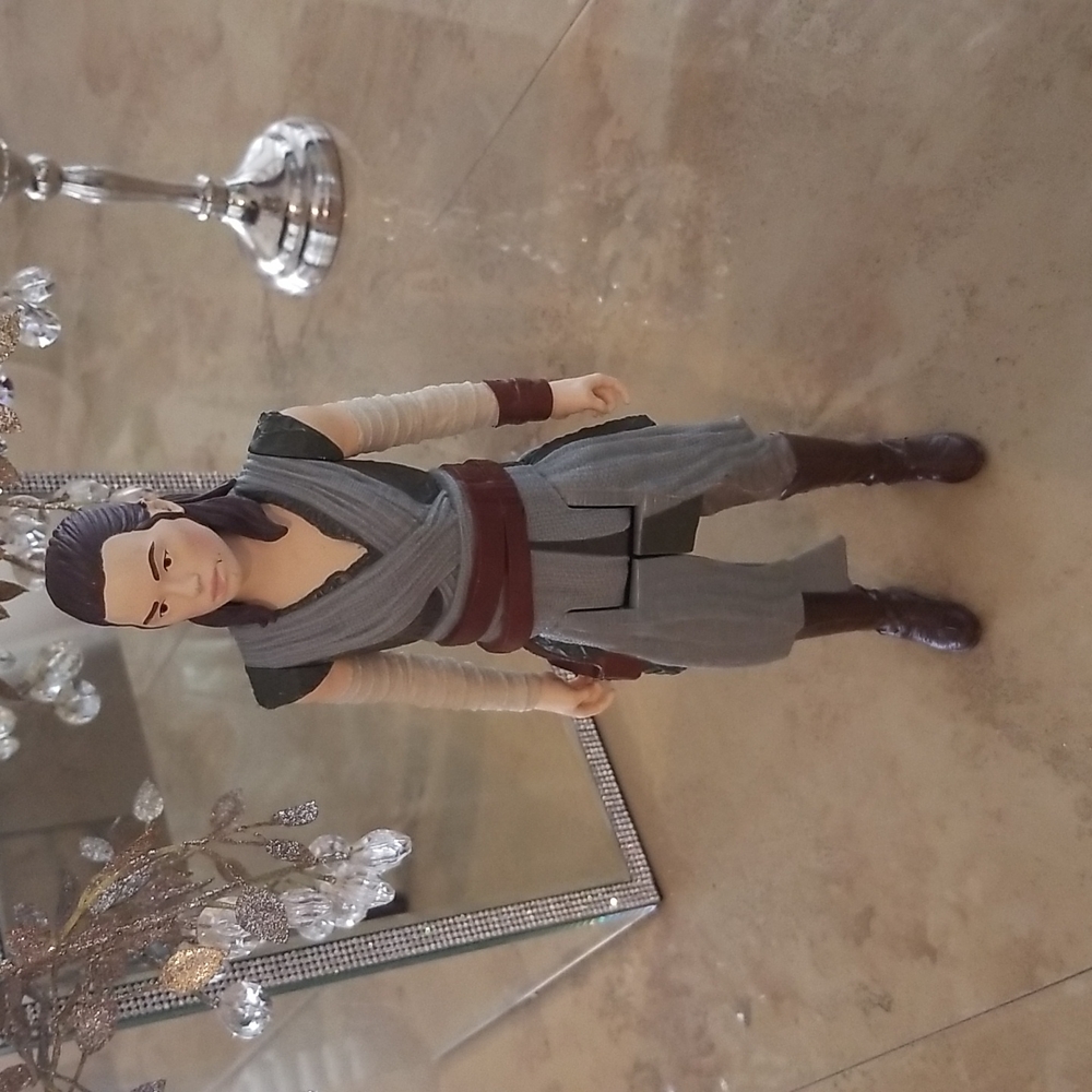 Rey Star Wars Action Figure